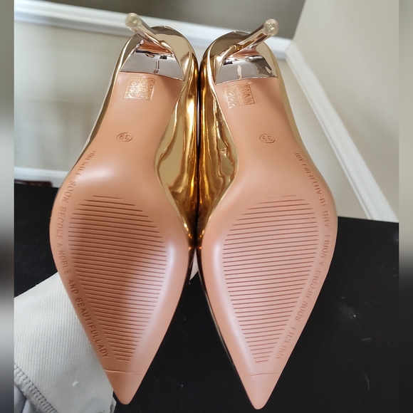 Big Tree gold pointed toe stilettos NWOB - Picture 8 of 9